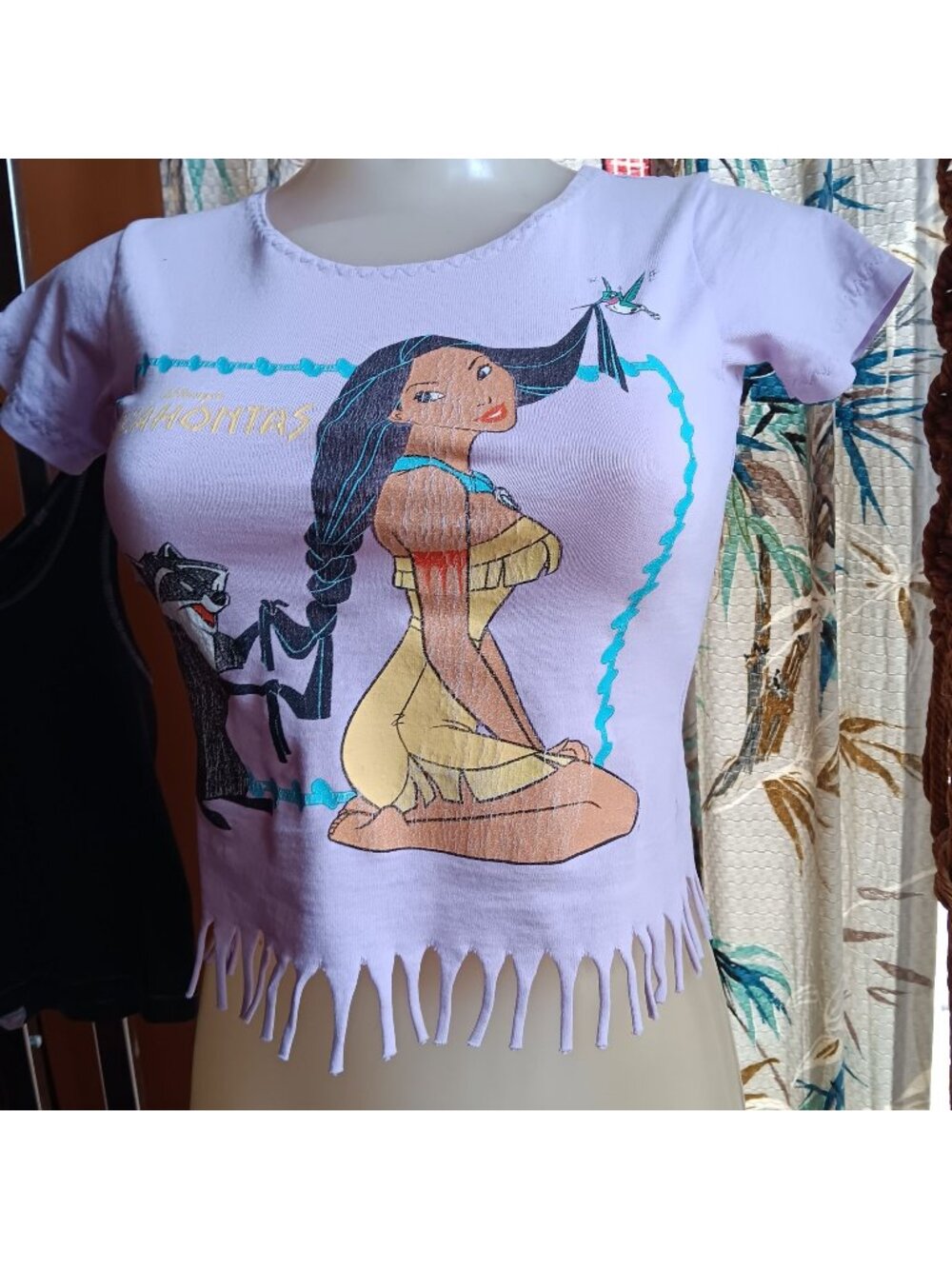 XXS True Vintage 90's T-shirt Disney Pocahontas Meeko Cropped Fringe Girls 10